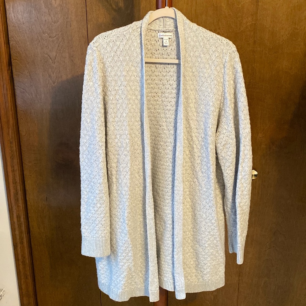 Light gray women’s 2X cardigan sweater
